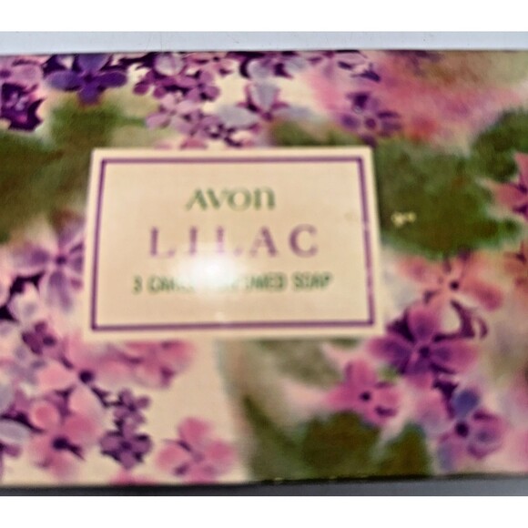 Vintage Avon Lilac Cake Perfumed Soaps Set of 3 Guest Soap Decorative Soap - Picture 7 of 8